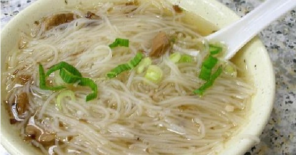 卖米粉汤的女孩:从她身上懂得了,尊人者自尊,适时给人尊重!