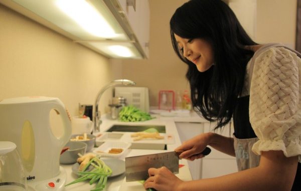 看完才知道,娶到一个 会「煮饭的老婆」,其实是 一生的幸运